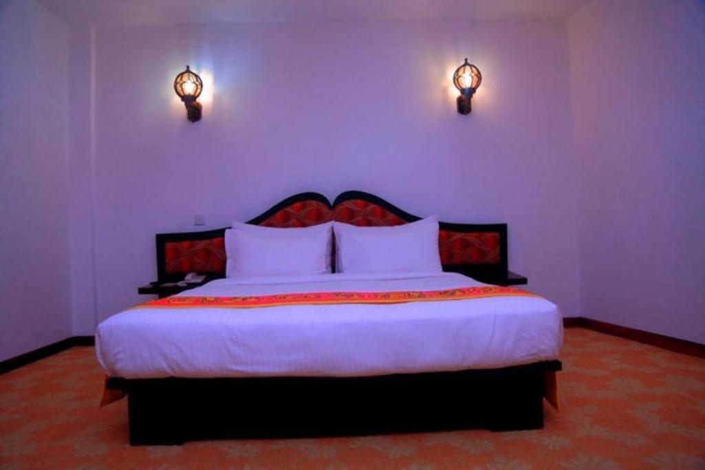 The Royal Kandyan Bagian luar foto