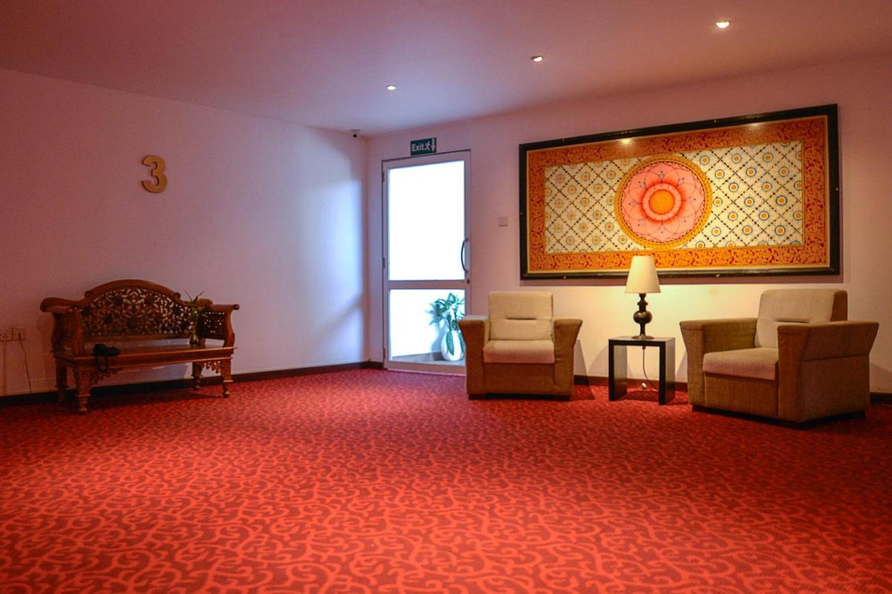 The Royal Kandyan Bagian luar foto